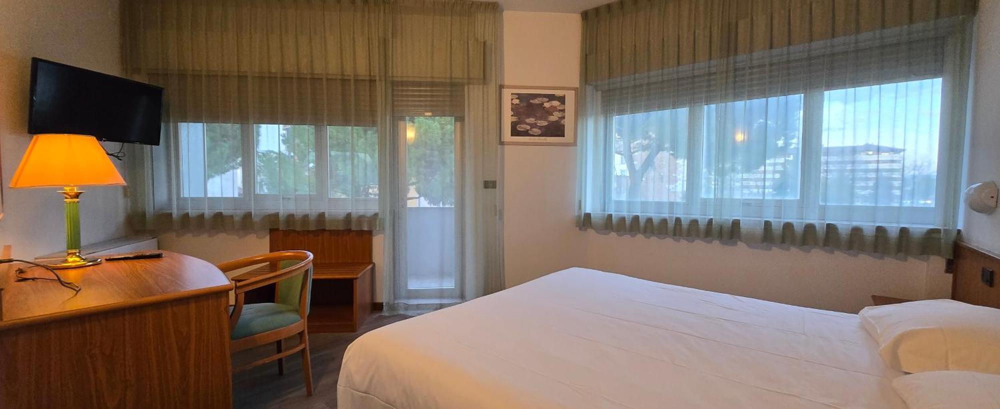 Hotel Cristallo أوديني المظهر الخارجي الصورة