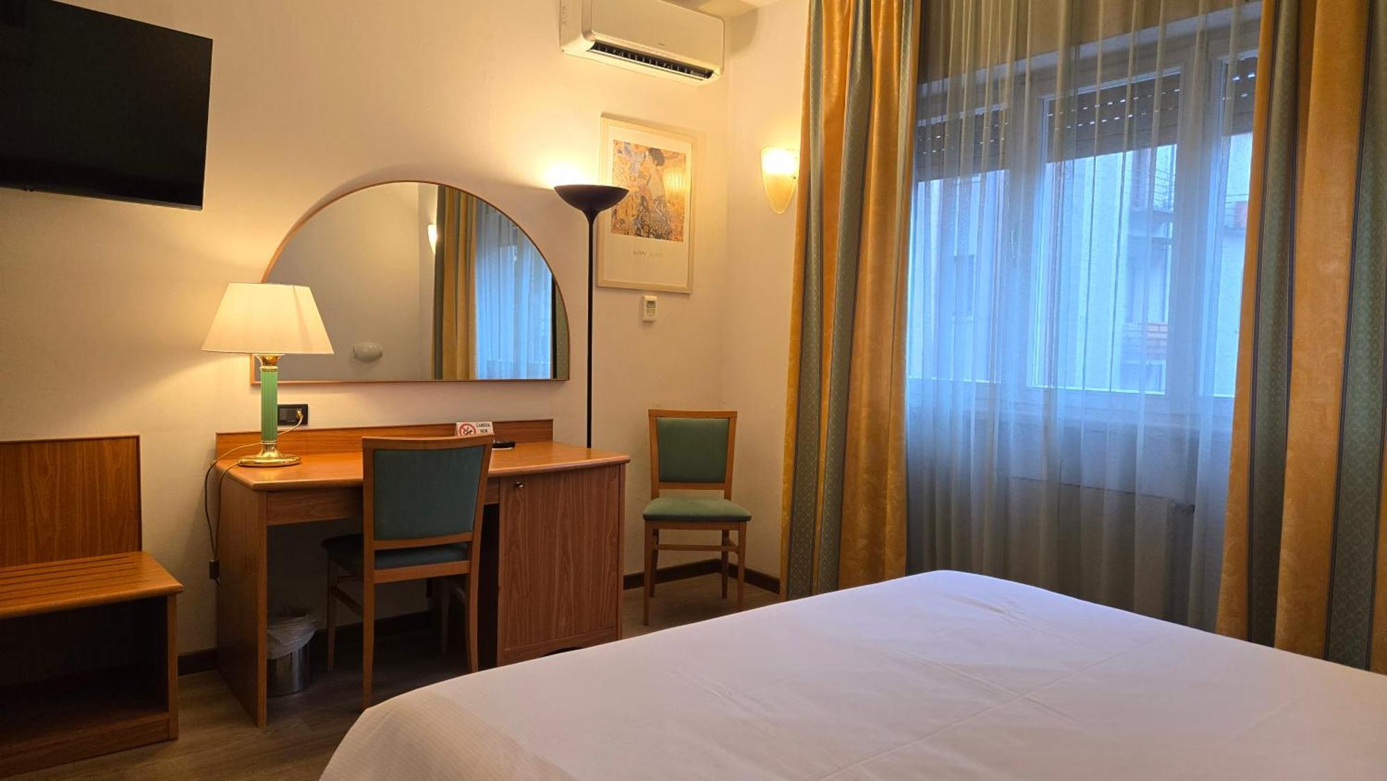 Hotel Cristallo أوديني المظهر الخارجي الصورة