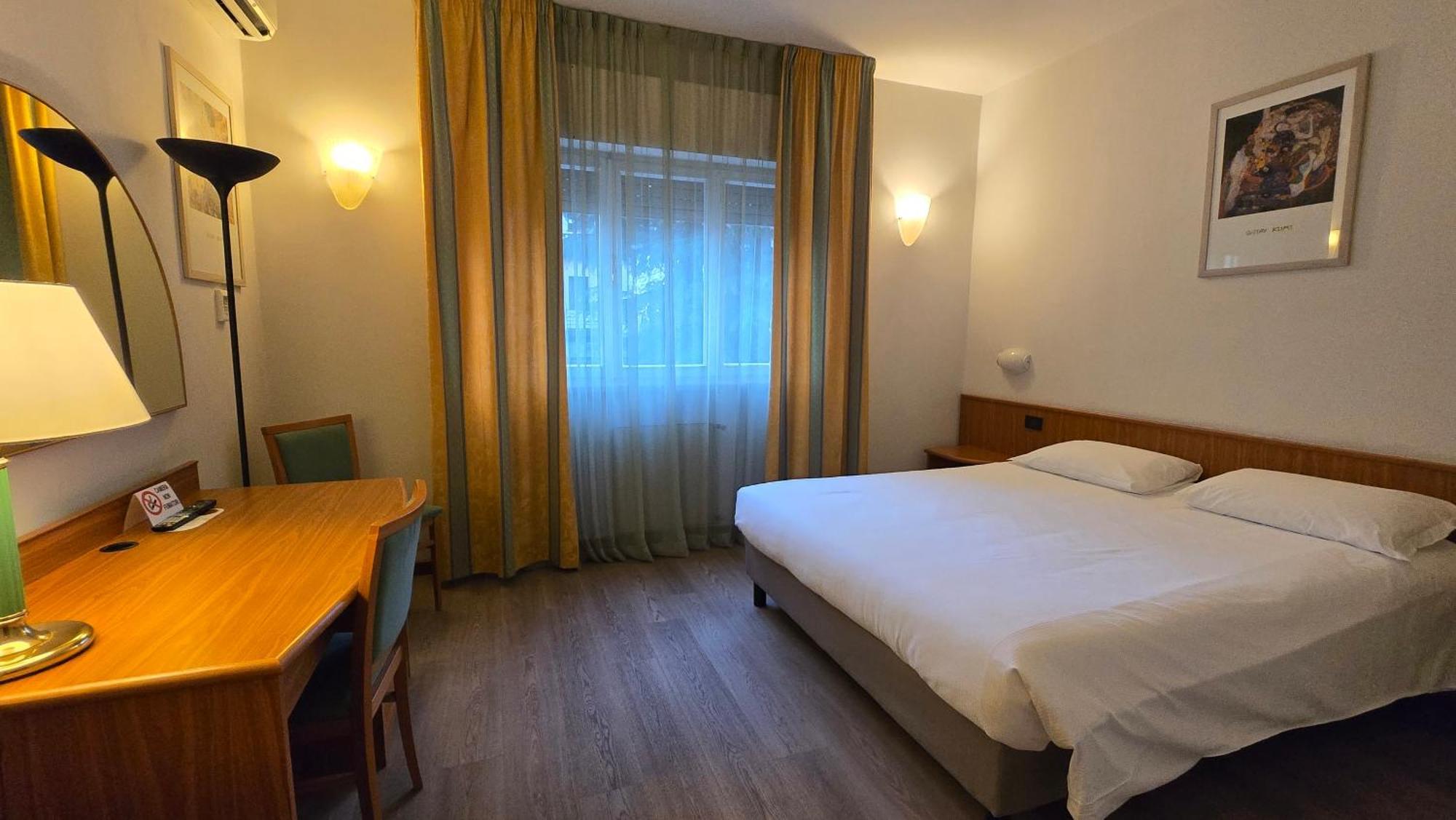 Hotel Cristallo أوديني المظهر الخارجي الصورة