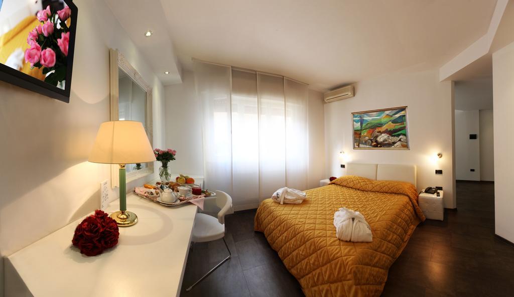 Hotel Cristallo أوديني المظهر الخارجي الصورة